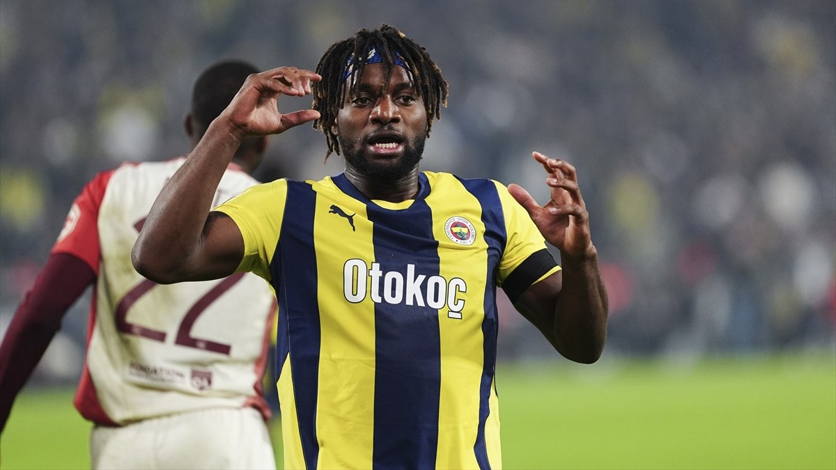 Fenerbahçe’ye kötü haber! Allan Saint-Maximin, kadrodan çıkarıldı