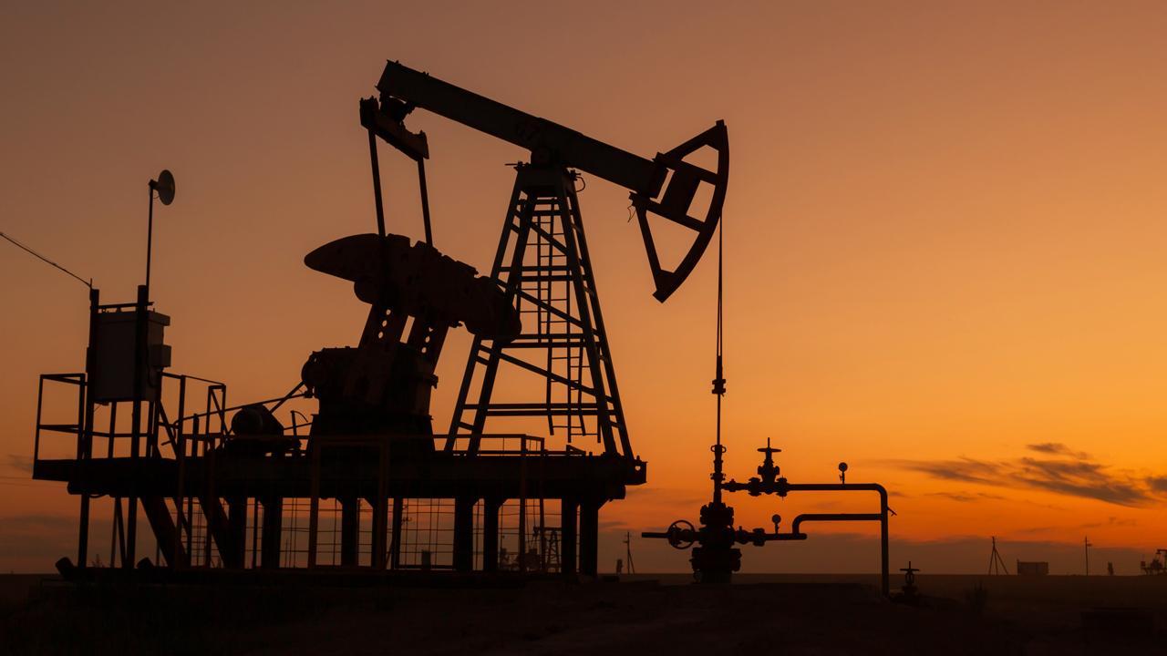 Brent petrolün varili 76,10 dolardan işlem görüyor