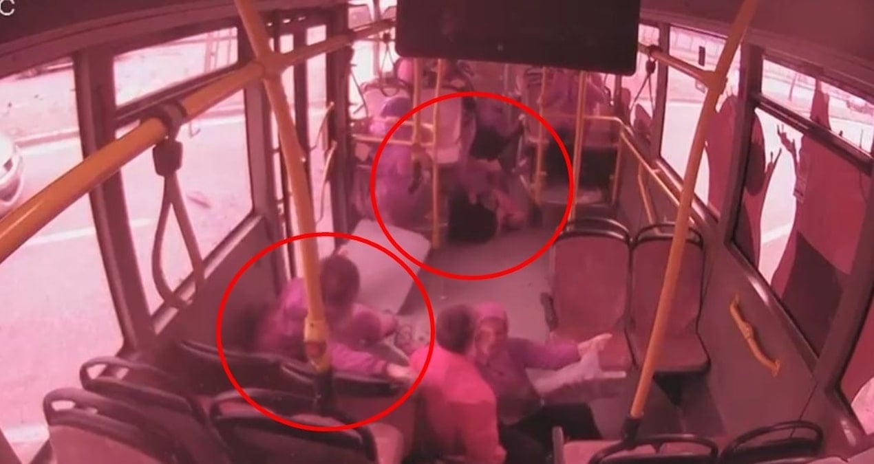 Halk otobüsünde yolcular ölümden döndü: 8 yaralı